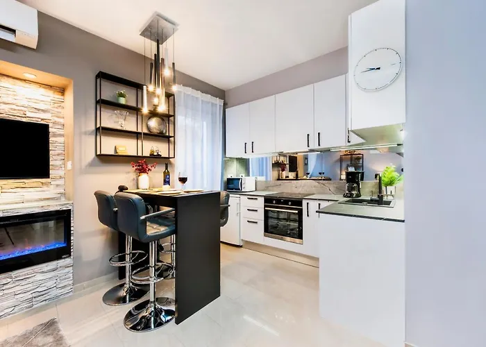 Bella Campagna - Luxury Two Bedroom Apartment