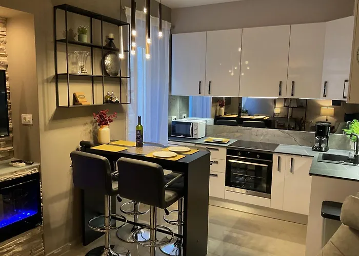 Bella Campagna - Luxury Two Bedroom Apartment